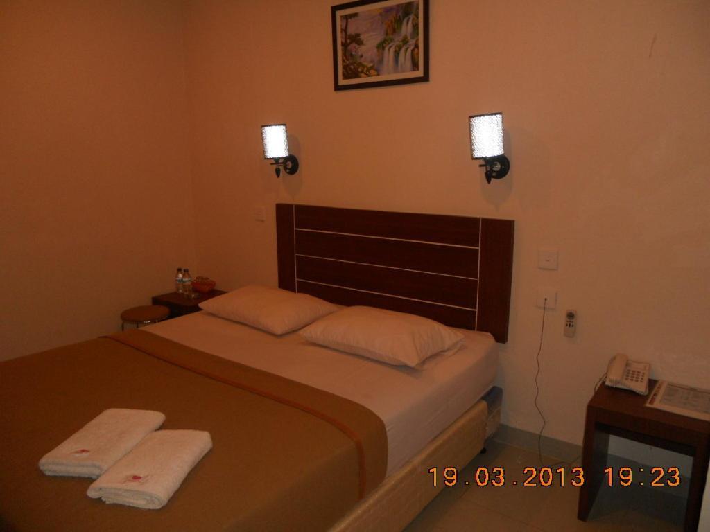 Hotel Parma Pekanbaru Zewnętrze zdjęcie